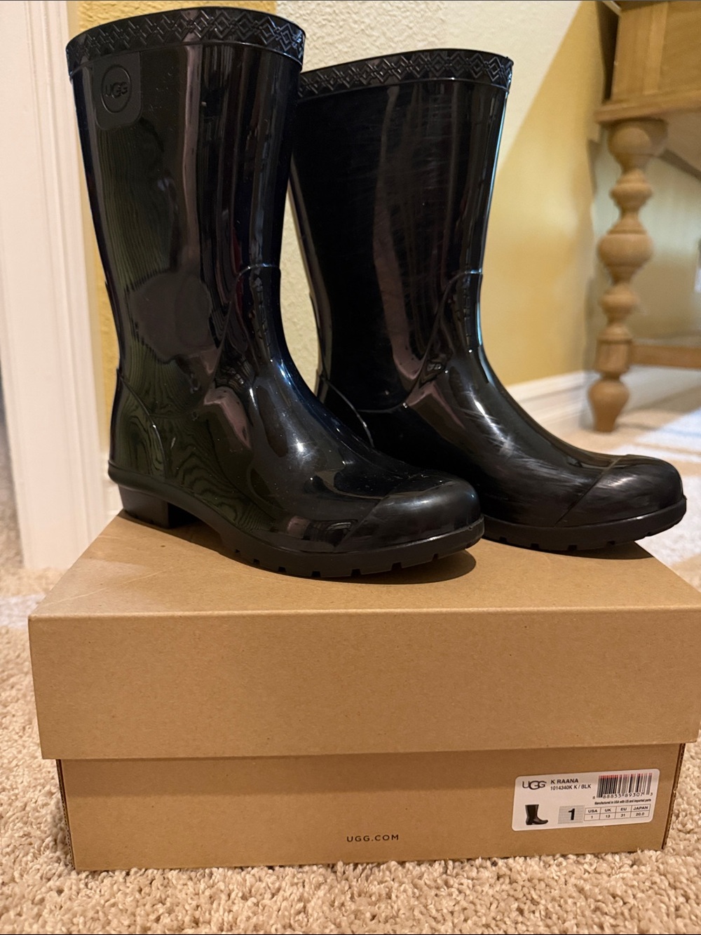 UGG Kids Black Raana Glossy Boots